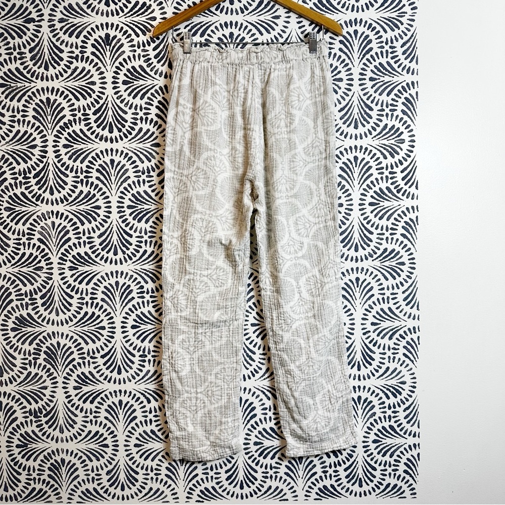 Lilyful Beachy Boho Gauzy Cotton Drawstring Pants With Pockets - Picture 3 of 11